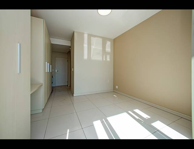 2 BEDROOM APARTMENT TO LET IN ROSEBANK